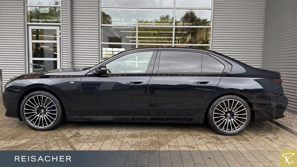 BMW 740d A xDrive M-Sport,M-Sport PRO,SkyLou,AHK,DAP
