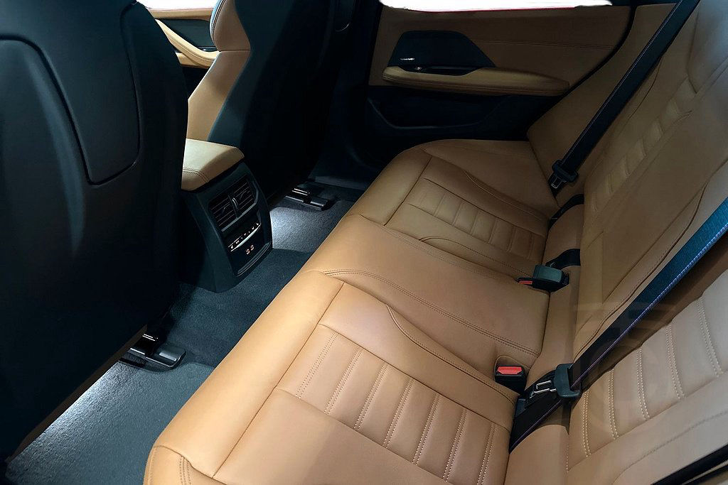BMW i4 M50