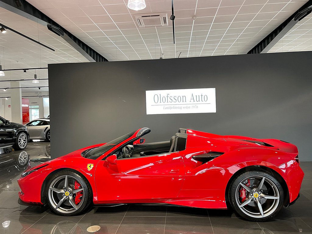 Ferrari F8 Spider 720 hk
