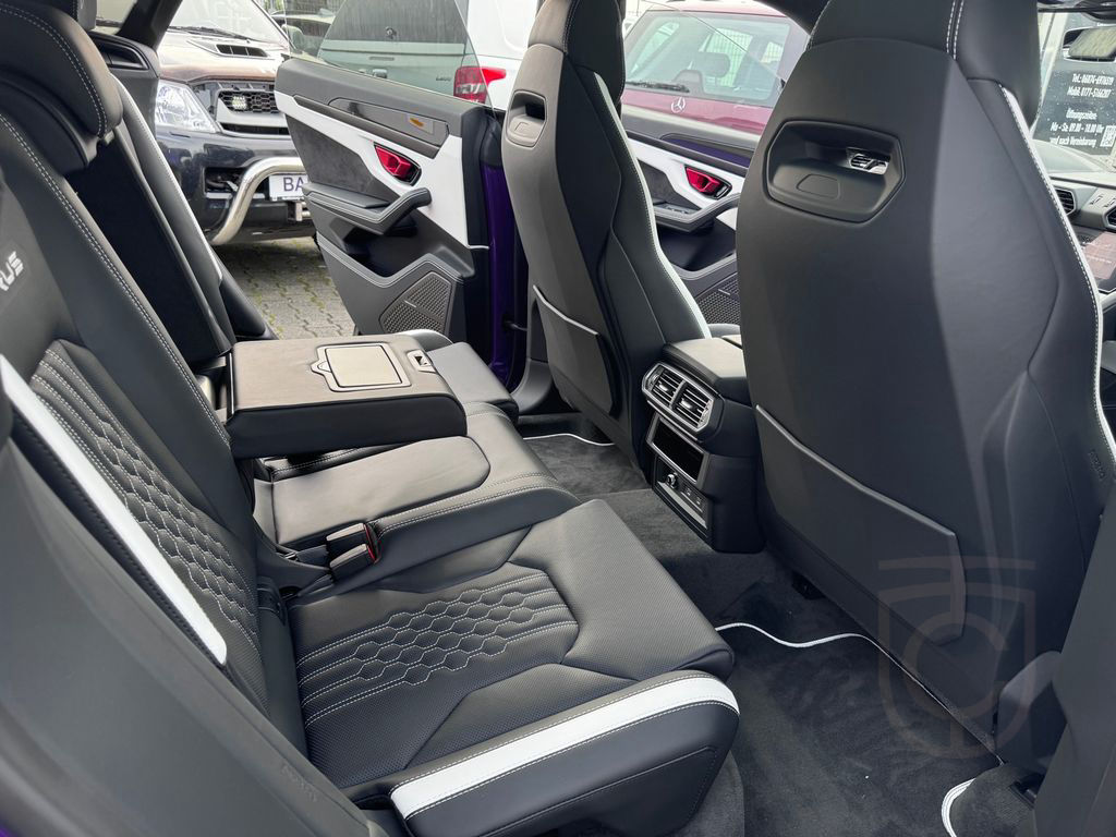 Lamborghini Urus S"Viola Mithras-Nero Ade / Akrapovic