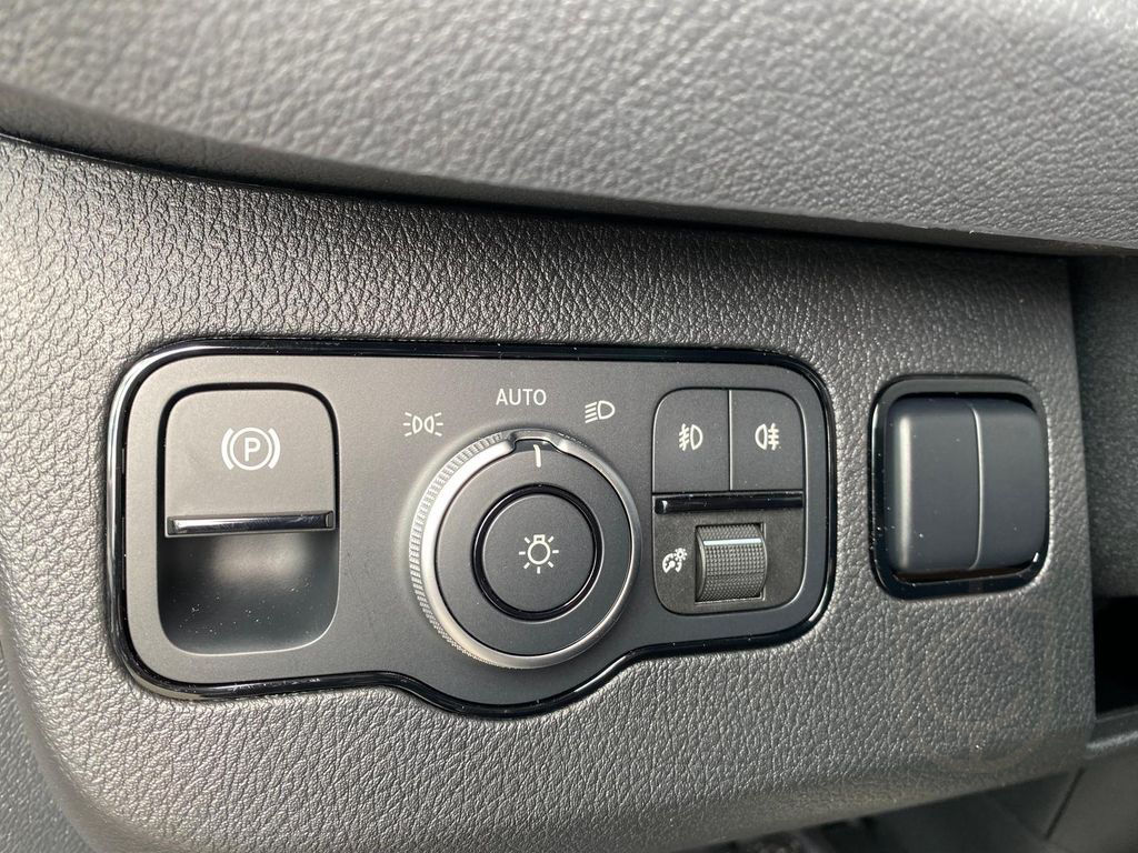 Mercedes-Benz Sprinter 319/419 CDI 4x4 L2H2*9G-tronic *MR*