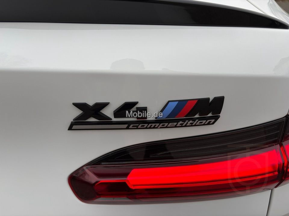 BMW X4 M Competition / NP= 118.040,- / Pano / HeadUp