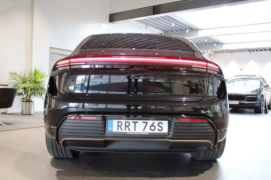 Porsche Macan Turbo