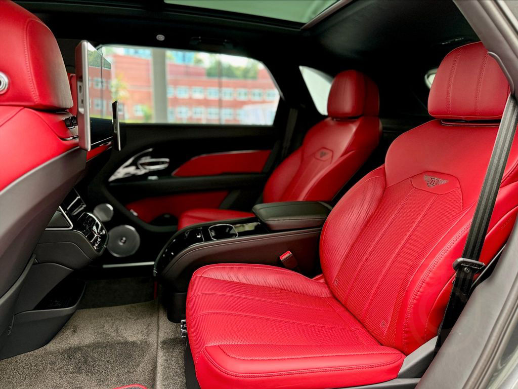 Bentley Bentayga 4.0 V8 EWB 4WD Autom.