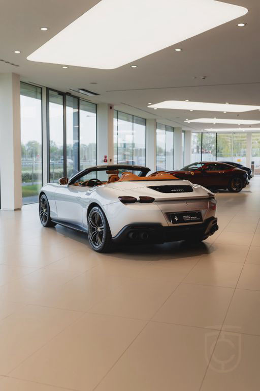 Ferrari Roma 3.9 T V8 Spider DCT