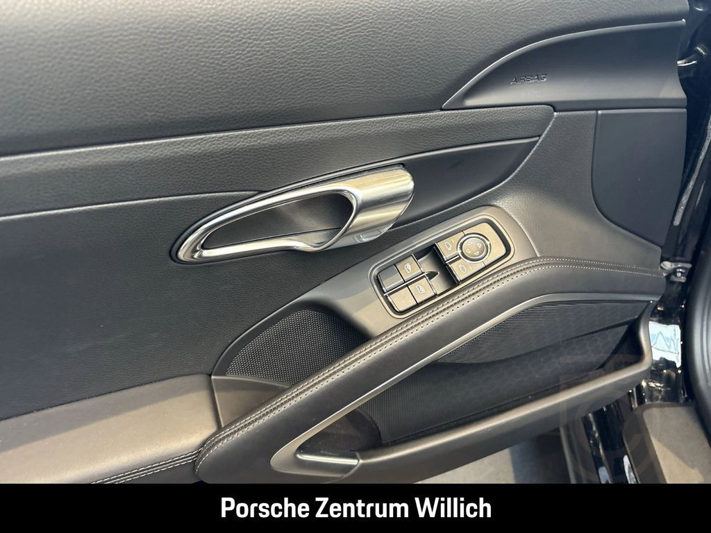 Porsche Boxster 718 BOSE Abstandstempomat Sitzheizung