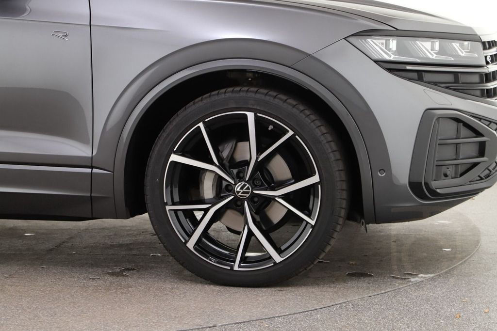 Volkswagen Touareg 3.0 TDI 4M Tip. R-Line Trailer Assist Hu
