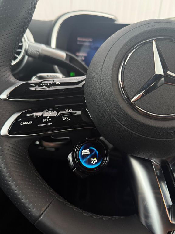 Mercedes-Benz SL63 4MATIC+ DISTRONIC HEAD-UP HINTERACHSLENKUNG