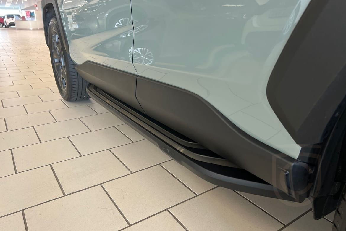 Toyota RAV4 Hybrid AWD-i ADVENTURE 2,5 BI-TONE