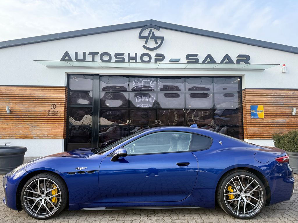 Maserati GranTurismo 3.0 V6 404 kW AWD Trofeo