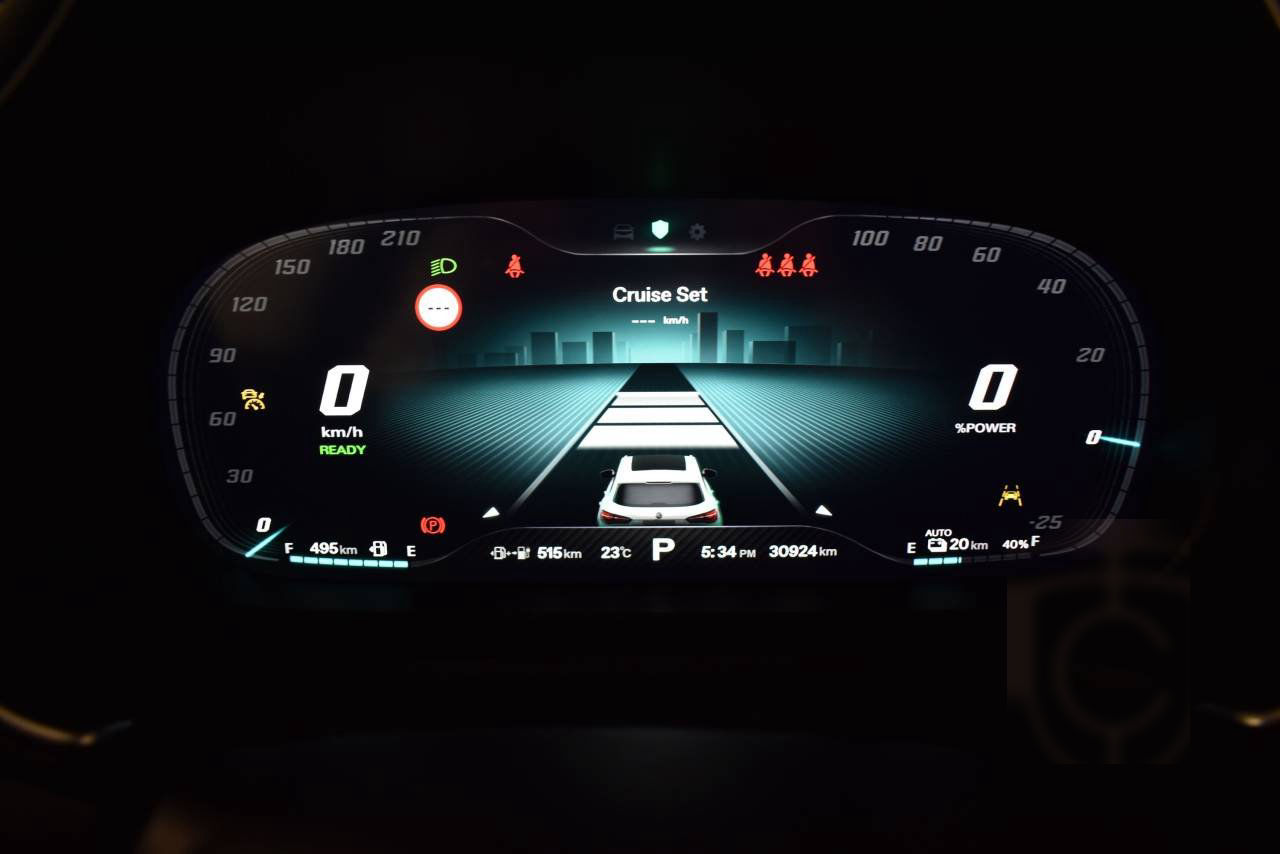 MG EHS PLUG-IN HYBRID LUXURY