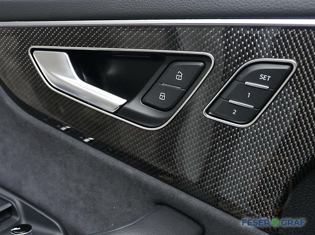 Audi SQ8 TFSI qu. competition AHK Matrix Pano Standh.