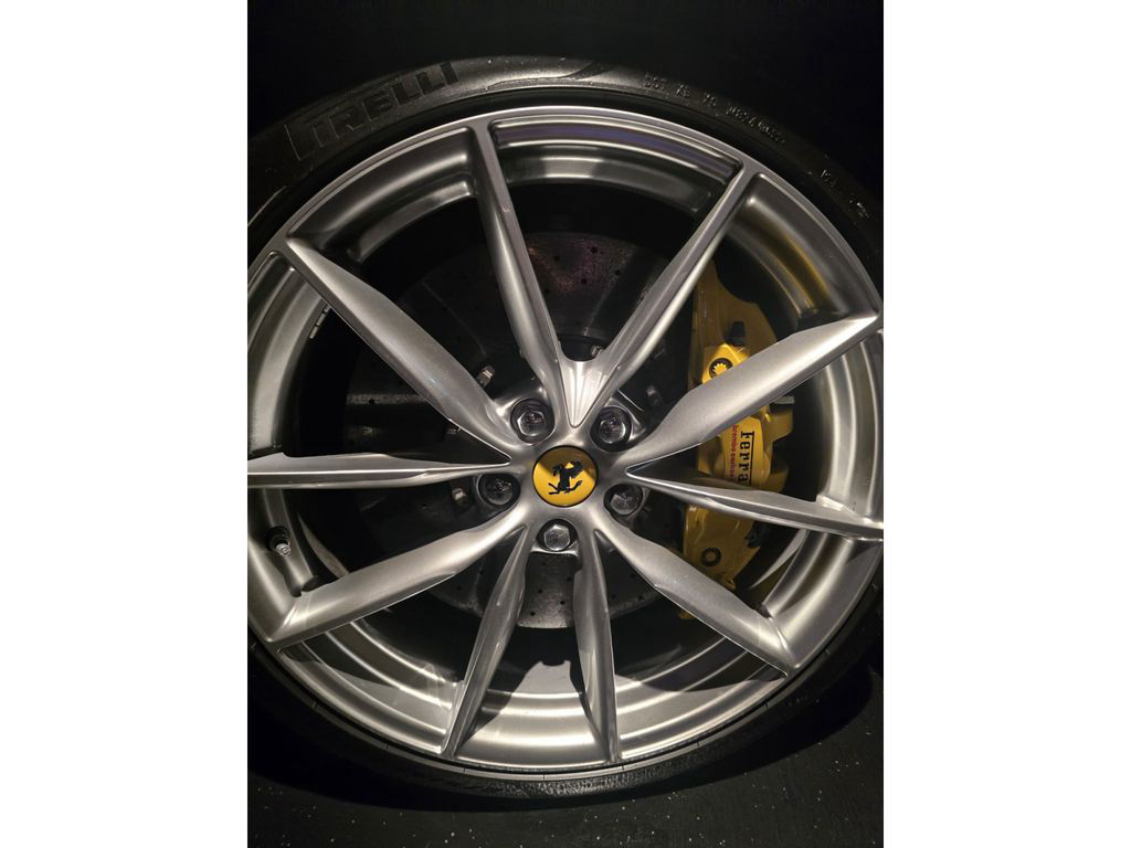Ferrari 812 GTS 6.5 V12 800 CV FULL OPTIONS