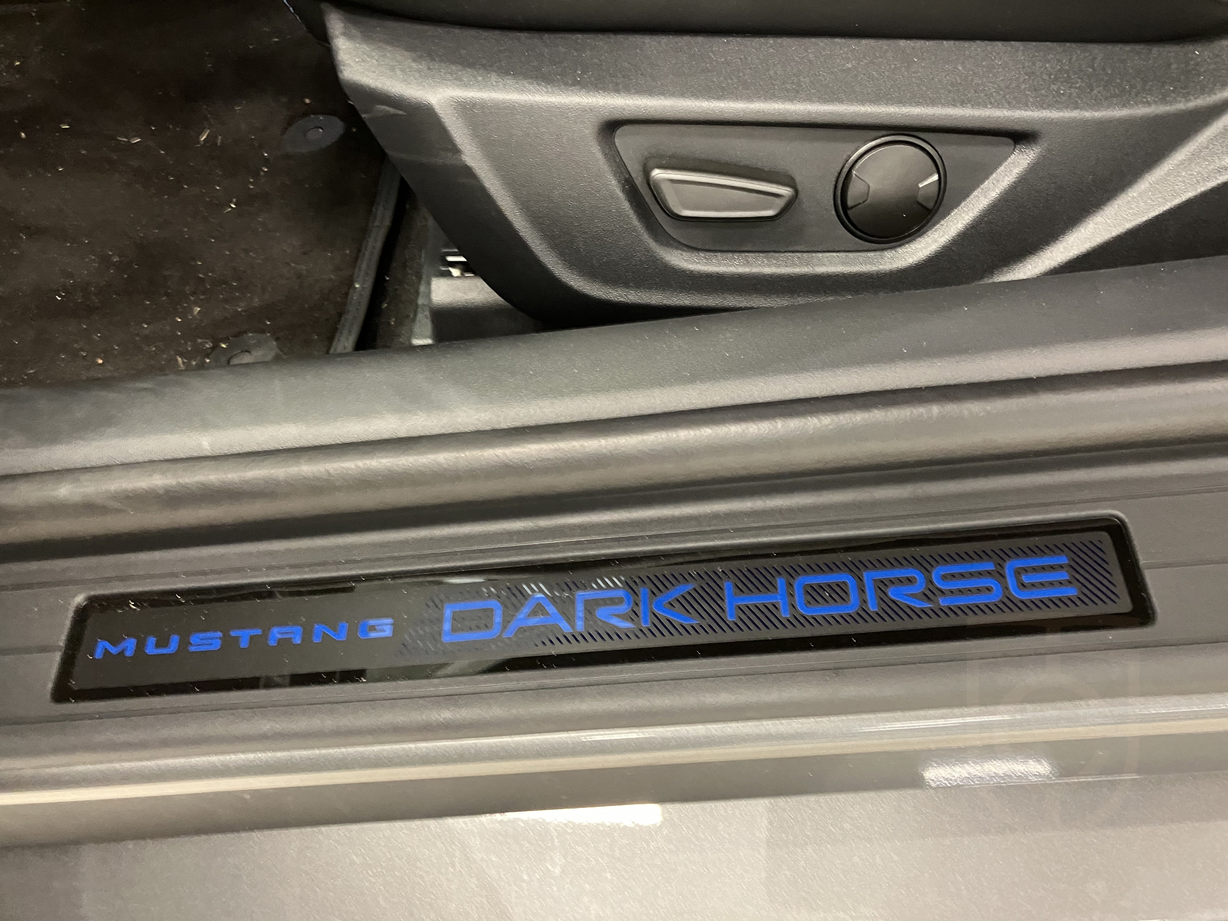 Ford Mustang Dark Horse