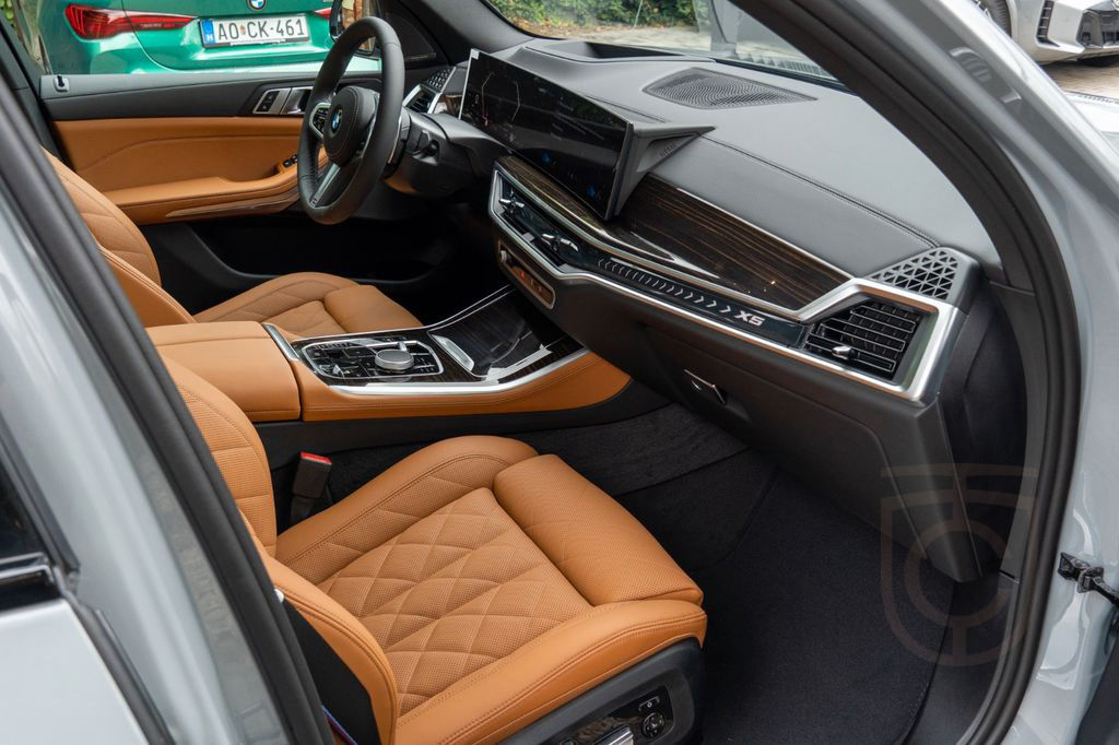 BMW X5 30d M SPORT.DR.ASS.PANORAMA.LUFTFE.H/K.360°