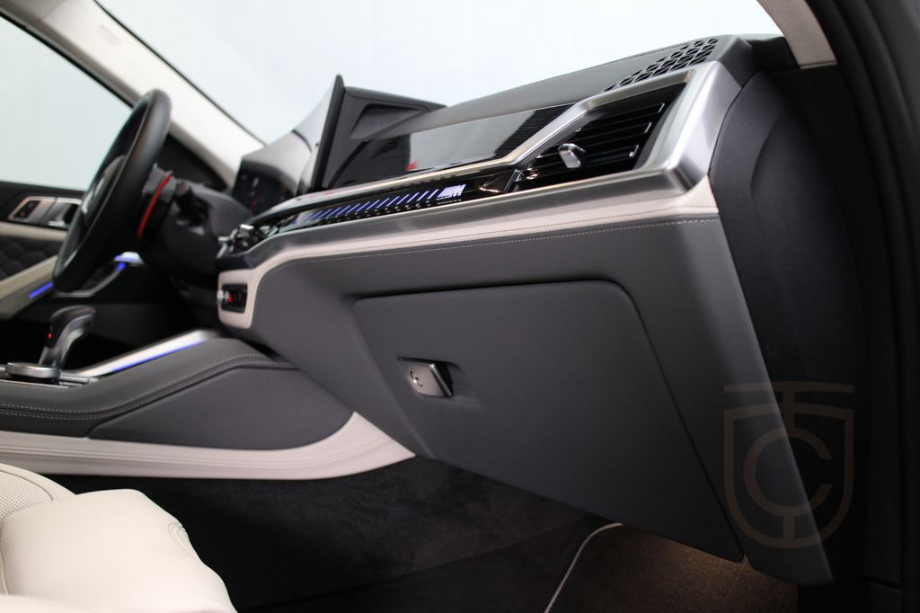 BMW X6 M Competition H&K Keyless Massage Soft-Close