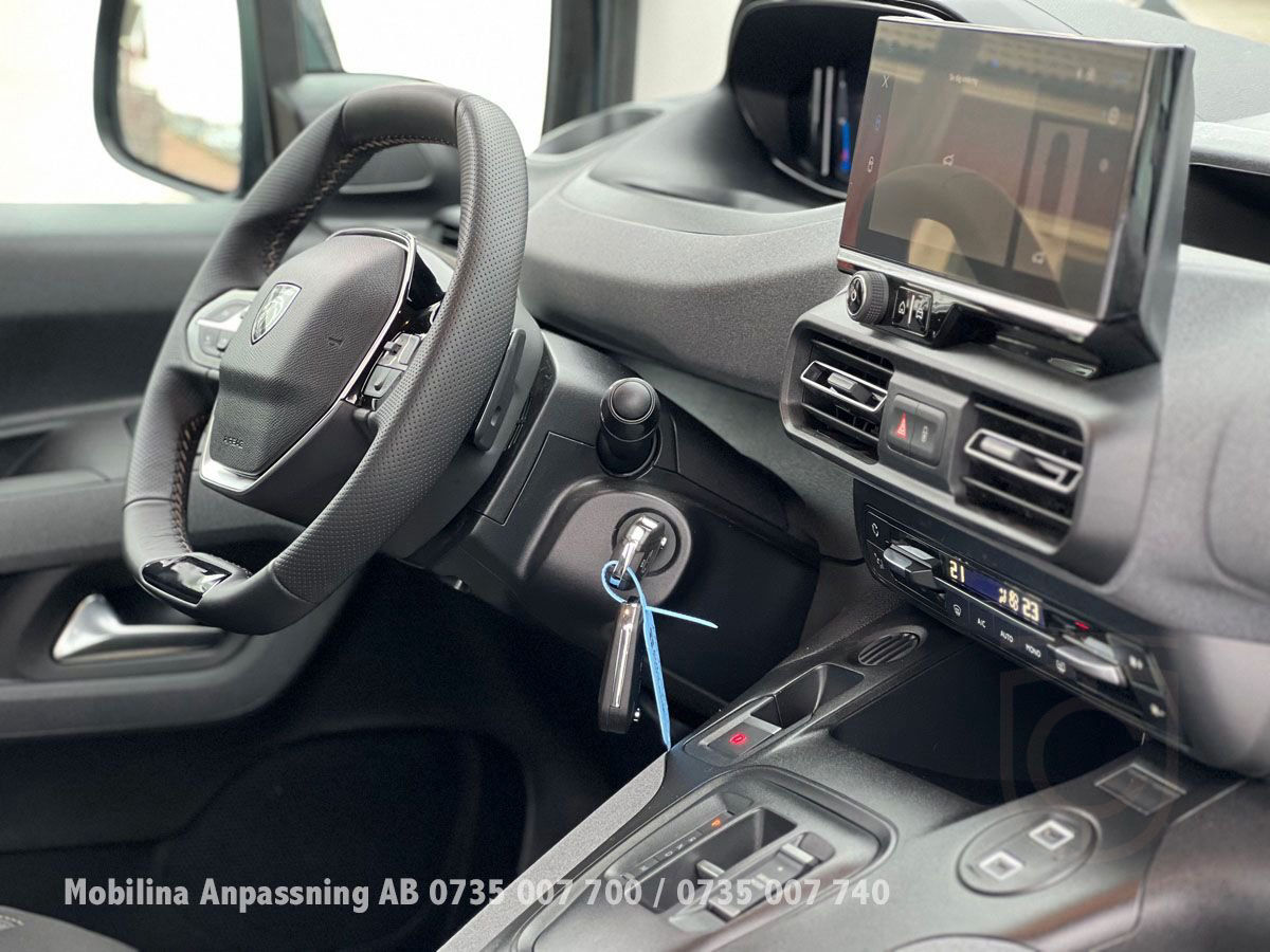 Peugeot Rifter Handikappanpassad Rullstolsbil