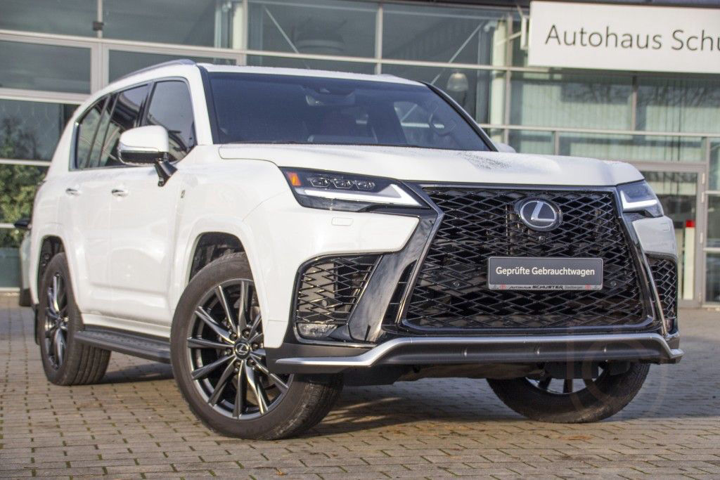 Lexus LX 600 F SPORT