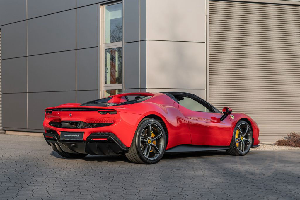 Ferrari 296 GTS