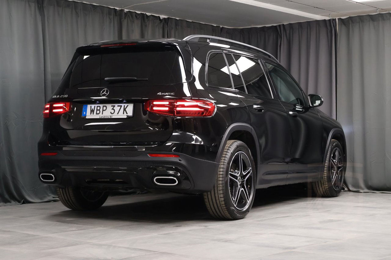 Mercedes-Benz GLB 250 4MATIC AMG LINE NIGHTPACKAGE