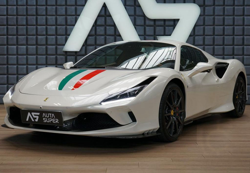 Ferrari F8