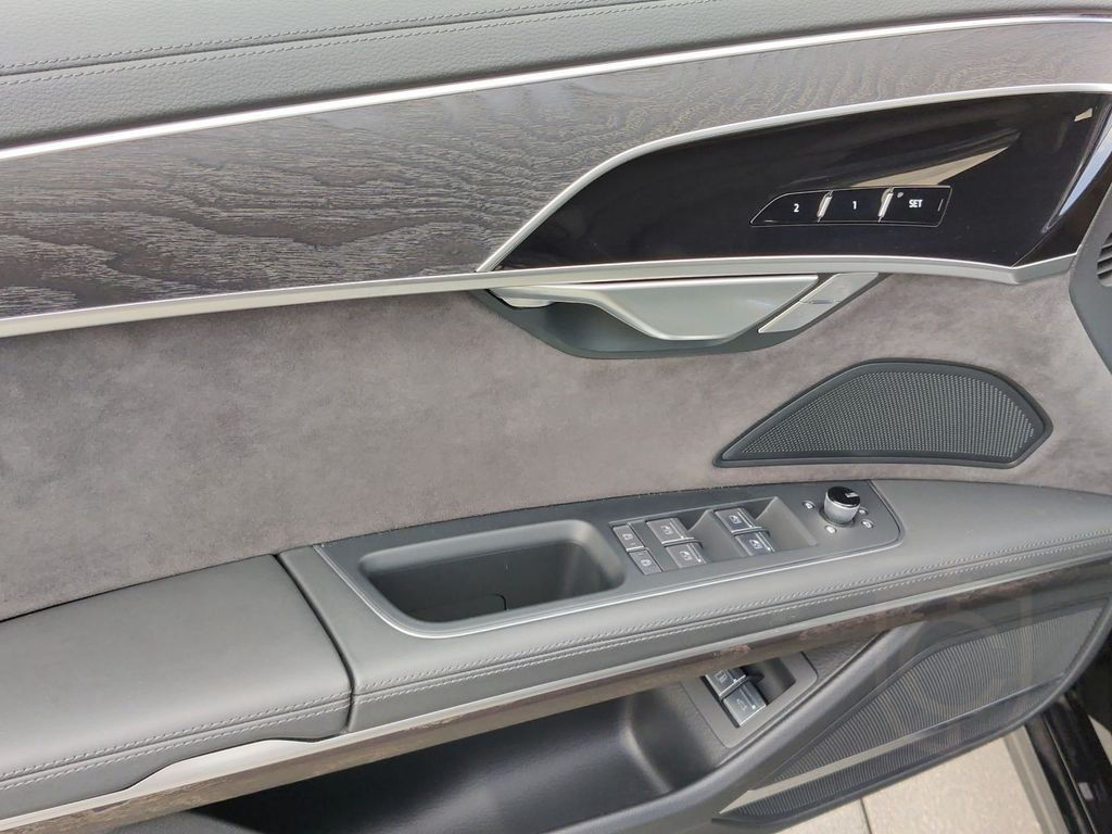 Audi A8 60 TFSI e qu. S line (Ext) B&O*HuD*Pano*Air