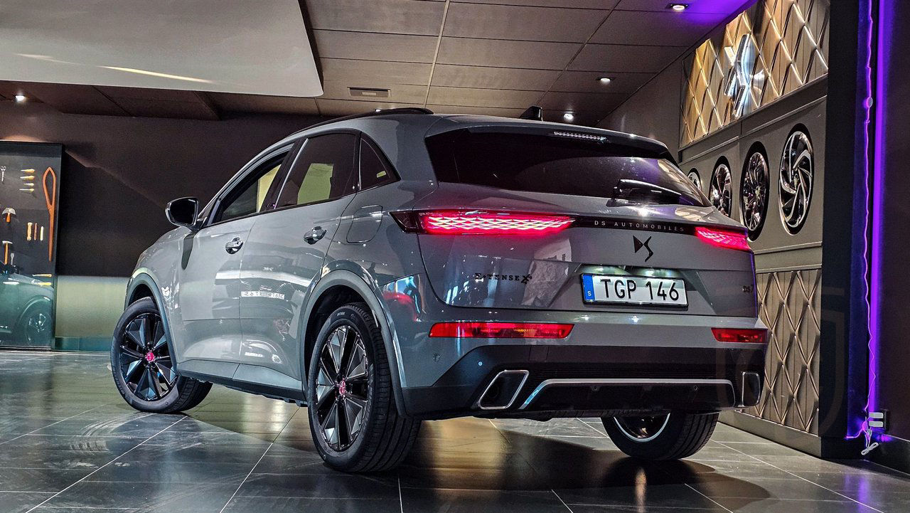 DS 7 Crossback E-Tense Performance Line+