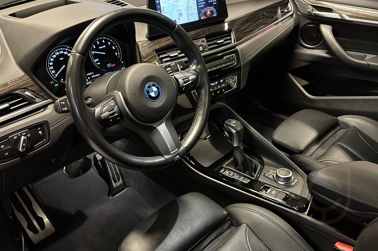 BMW X2 xDrive25e