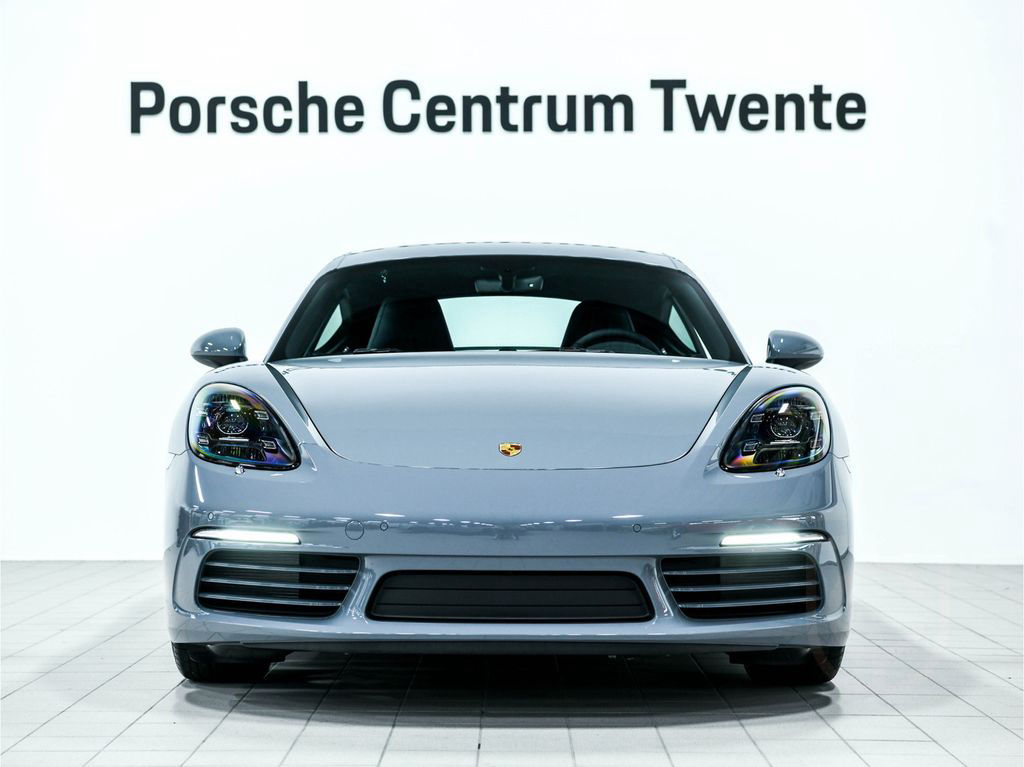 Porsche Cayman 718