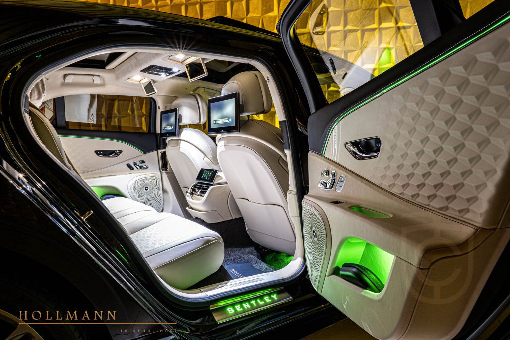 Bentley Flying Spur SPEED V8 HYBRID FIRST EDITION