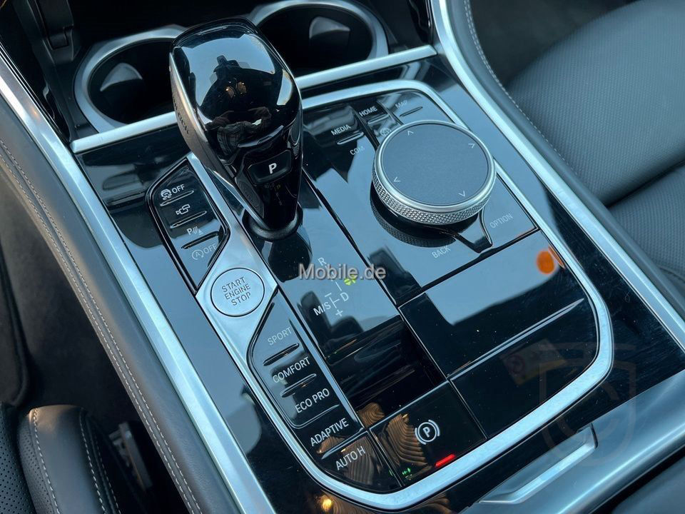 BMW M850i xDrive Coupe !! Leas.o.Anz.ab 715,- EUR !!