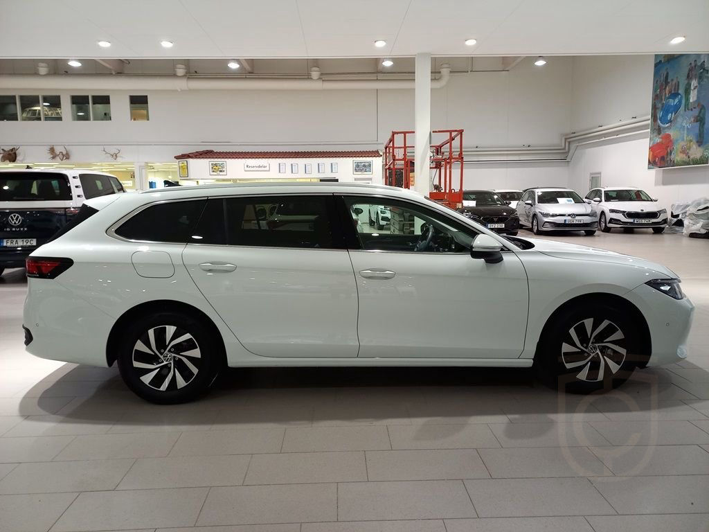 Volkswagen Passat B9  BUSINESS 1.5 TSI