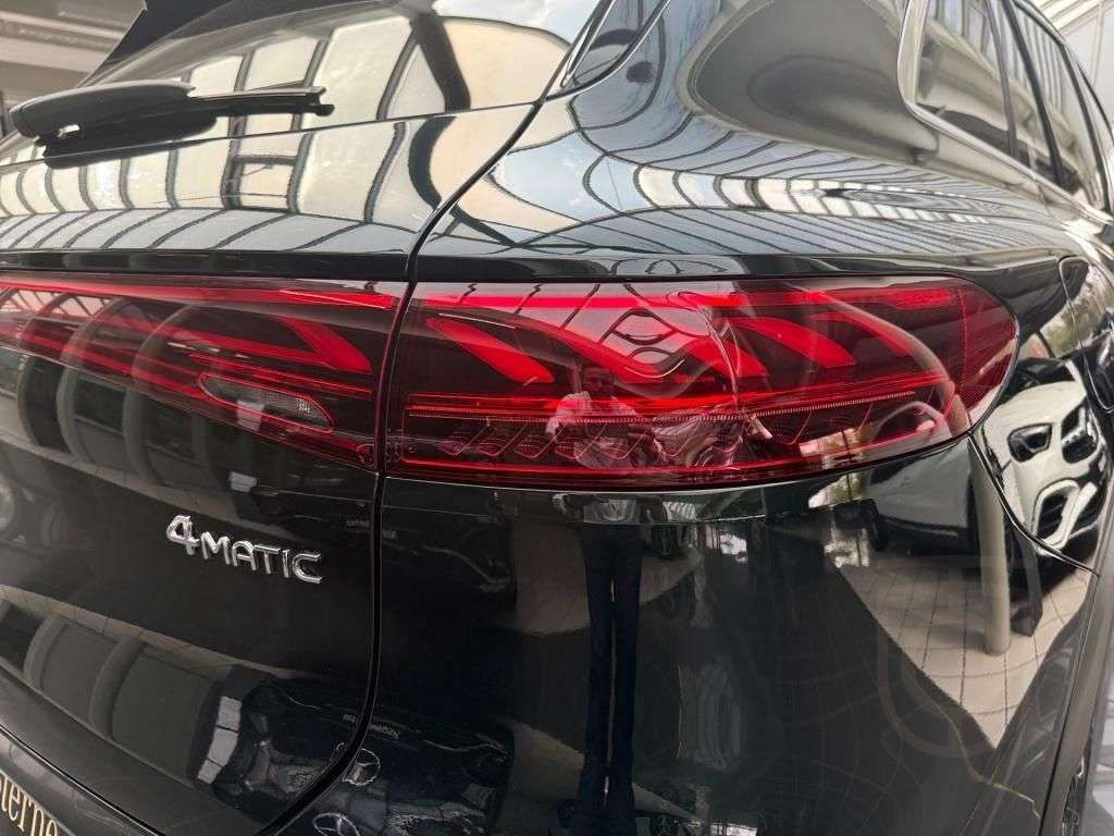 Mercedes-Benz EQS SUV