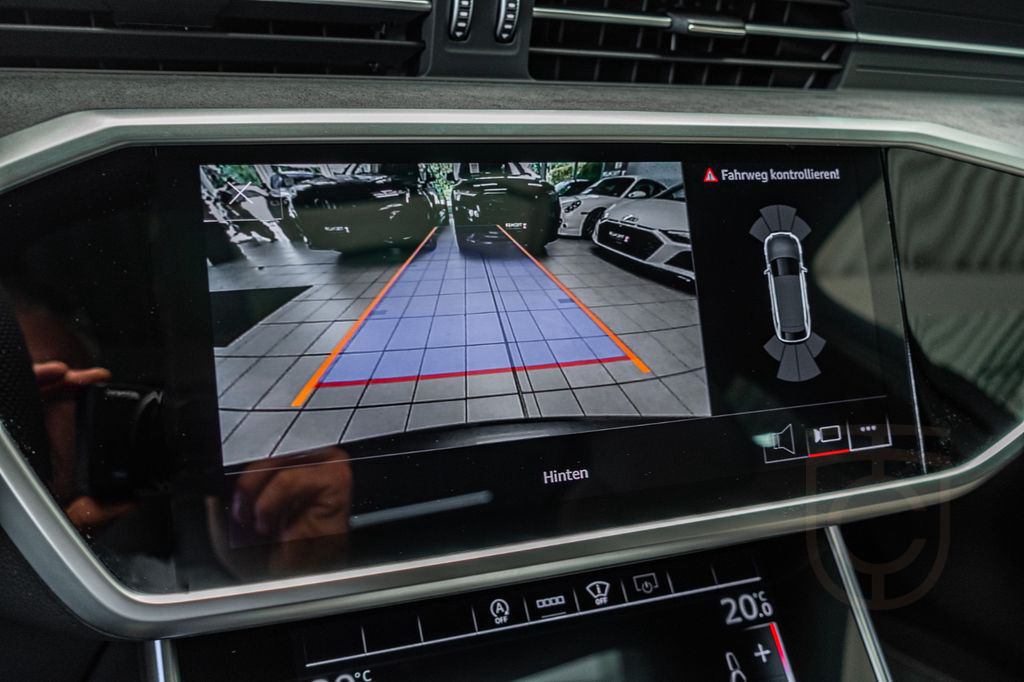 Audi S6 Avant EXCLUSIVE B&O*PANO*LUFT*HUD*SClose*21"