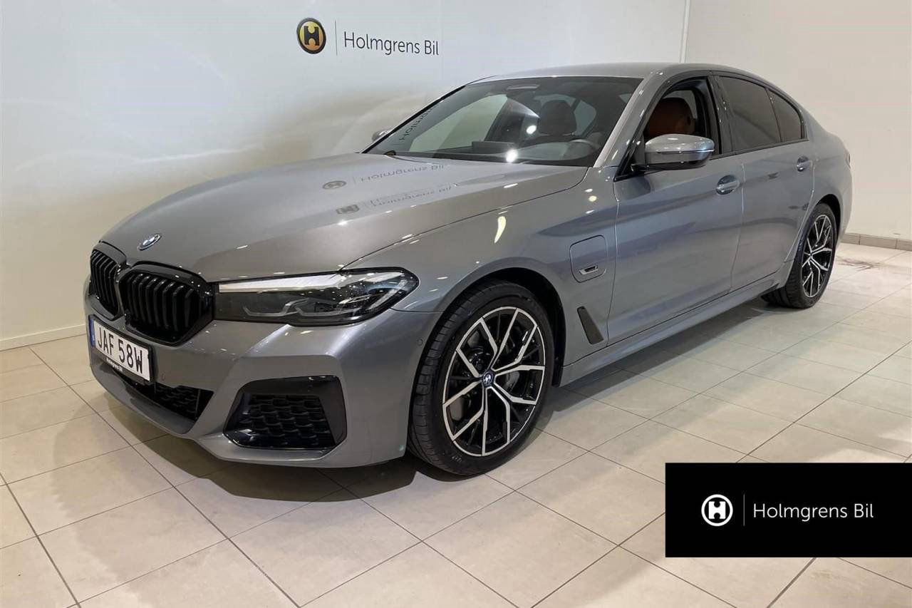 BMW 545 e xDrive Sedan M-Sport