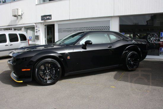 Dodge Challenger R/T Scat Pack Widebody 6,4L V8 Carb
