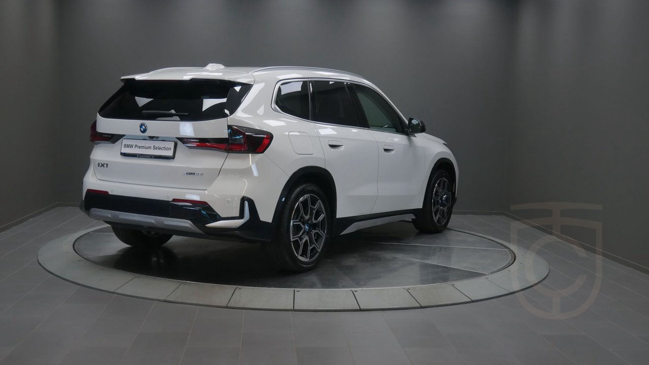 BMW iX1 xDrive30 225kW 2024 xLine