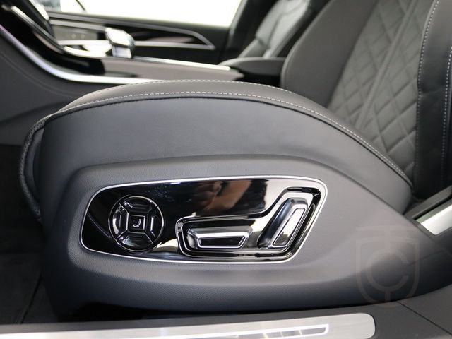 Audi S8 4.0 TFSI quattro 360° MATRIX-LED PANO STANDHZ