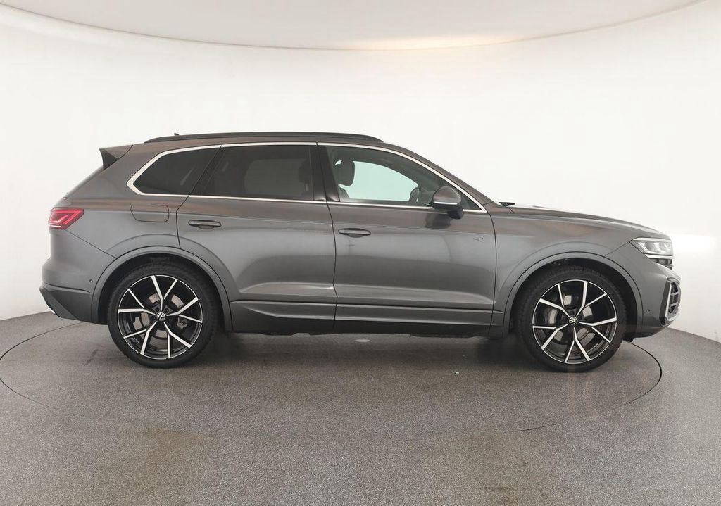 Volkswagen Touareg 3.0 TDI 4M R-Line Leder Pano DCC 22" AHK
