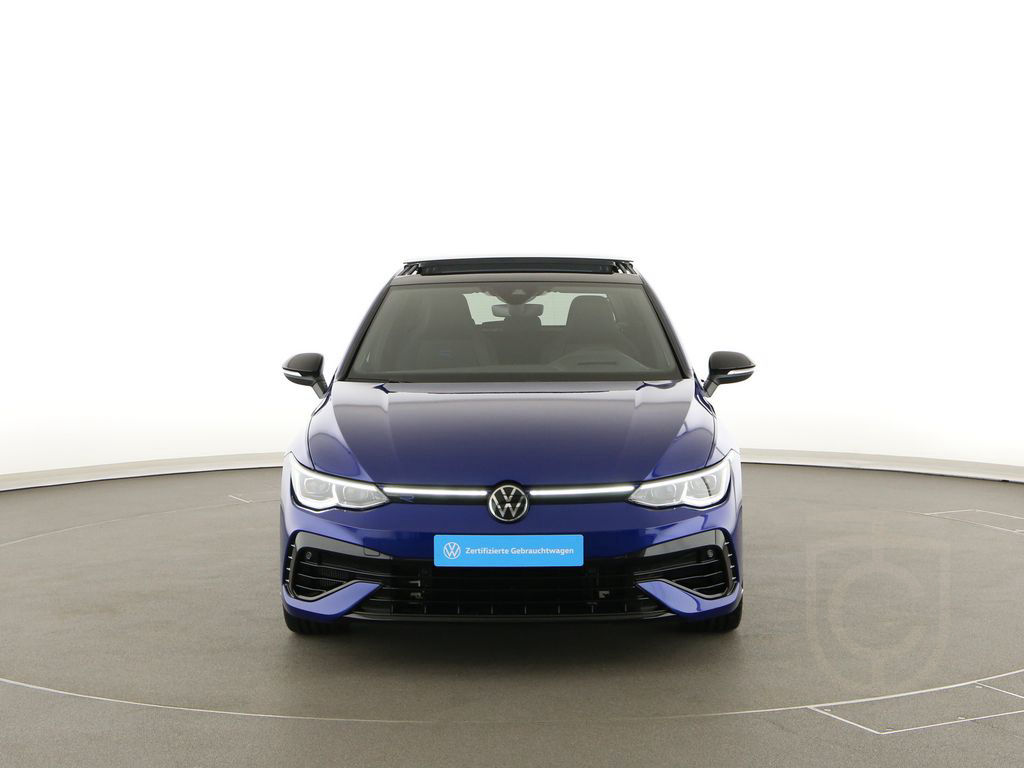 Volkswagen Golf VIII 2.0 TSI DSG 4Motion R 270km/h, Akrapov