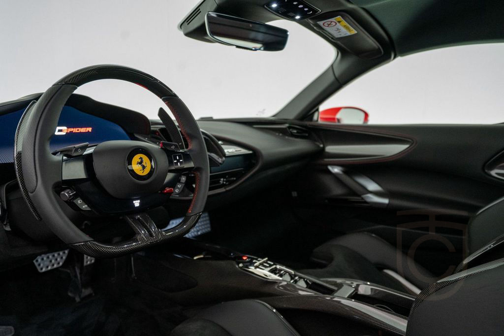 Ferrari SF90 Spider FERRARI SINGEN