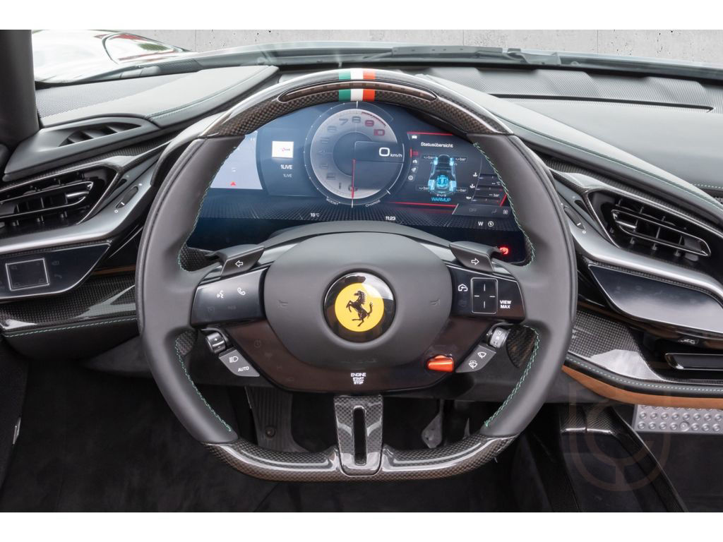 Ferrari SF90 Spider *Assetto Fiorano*Carbon*LED*Daytona*