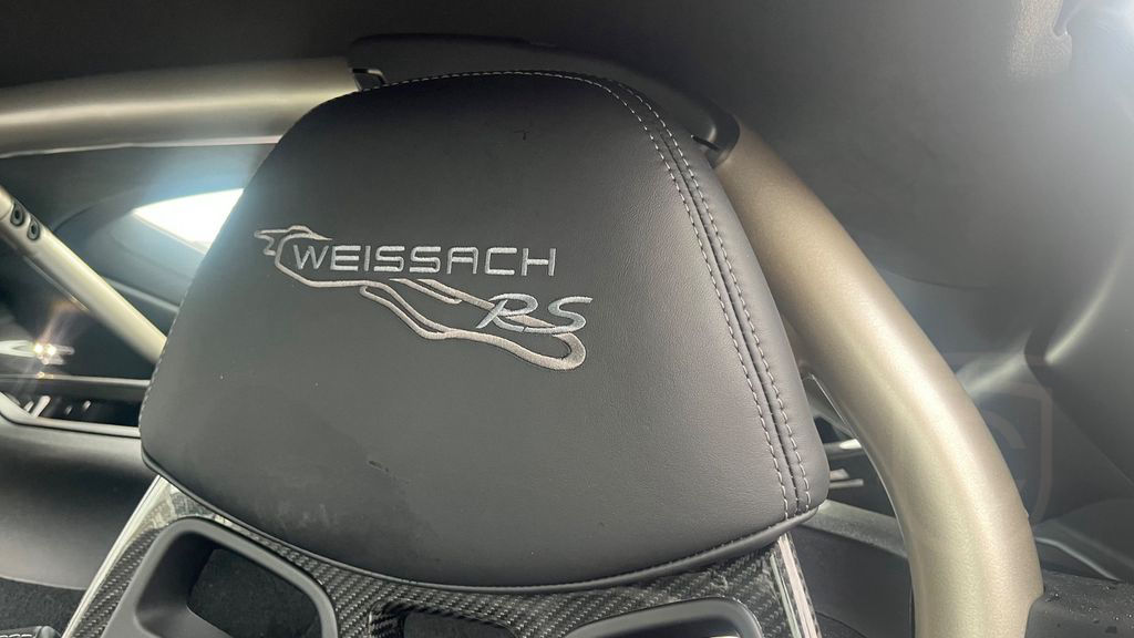 Porsche Cayman GT4 RS Clubsport Weissach Speciale Lift