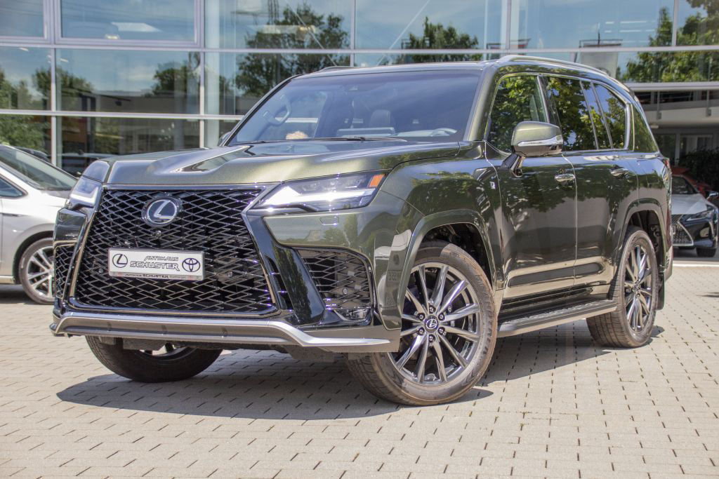 Lexus LX 600 F SPORT
