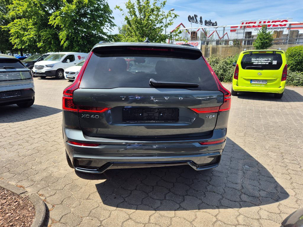 Volvo XC60 T8 AWD Ultra Dark+Facelift+VOLL