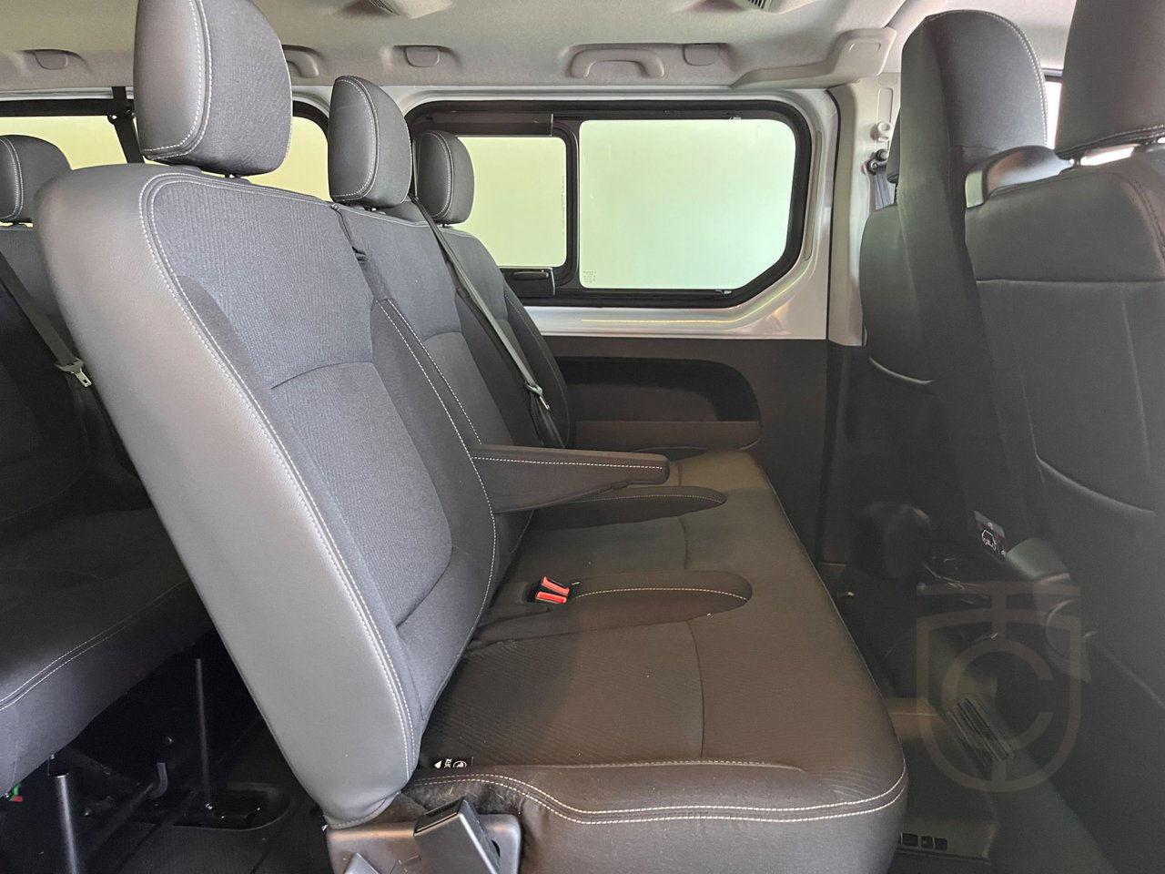 Nissan Primastar Crew 3.0t 2.0 dCi DCT Tekna inkl vinterhjul