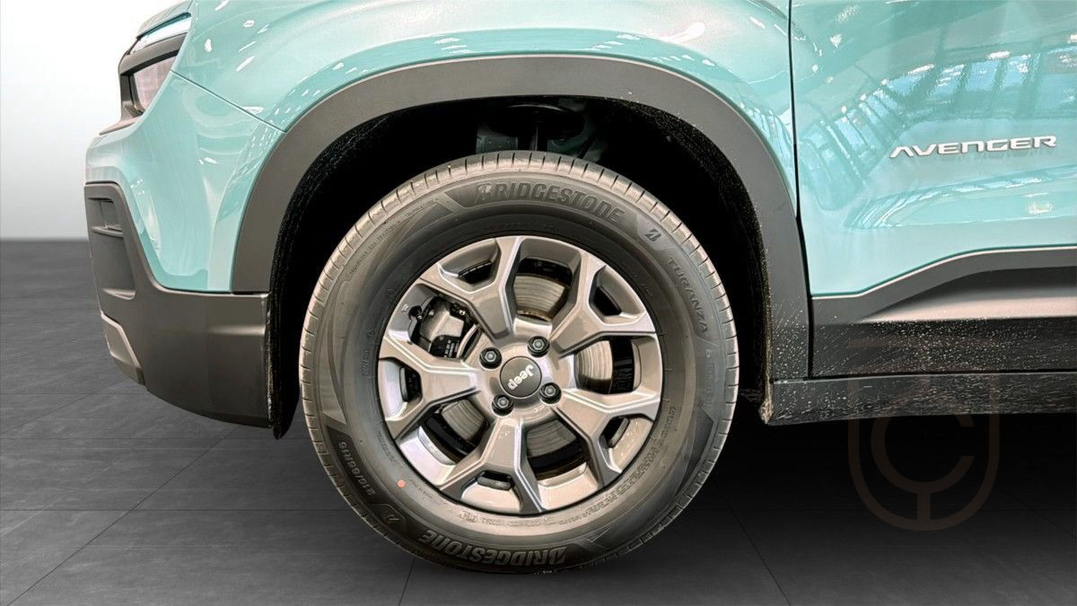 Jeep Avenger AVENGER LONGITUDE MHEV T3 1.2 100HP DC
