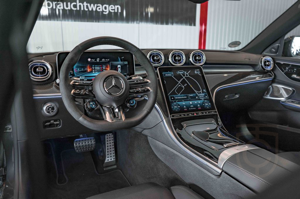Mercedes-Benz C 63 AMG 4Matic+ S E Performance Carbon Aero HUD