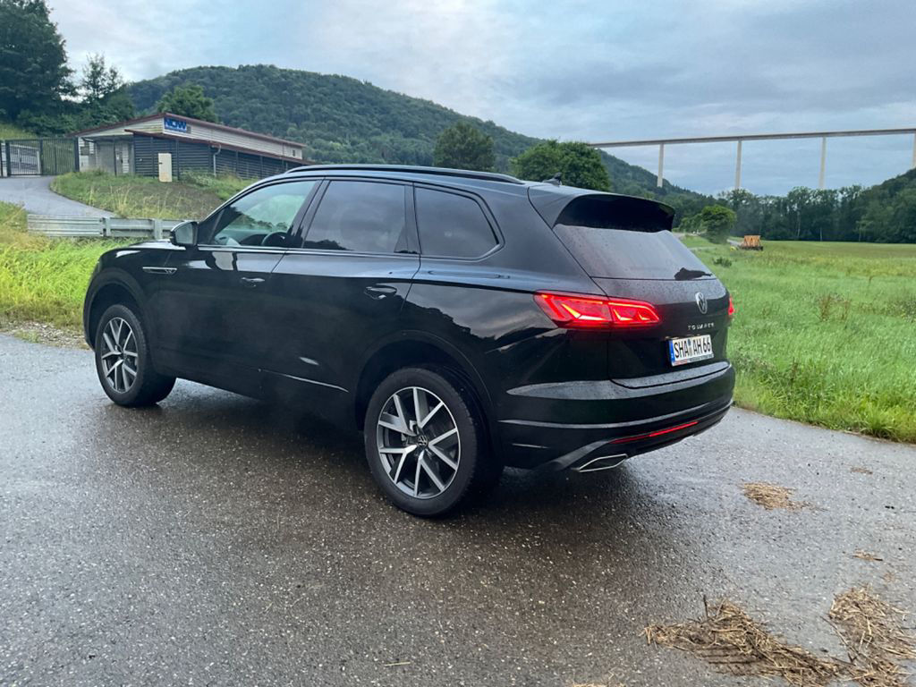Volkswagen Touareg R-Line 4Mot./Black Style/Matrix LED/AHK