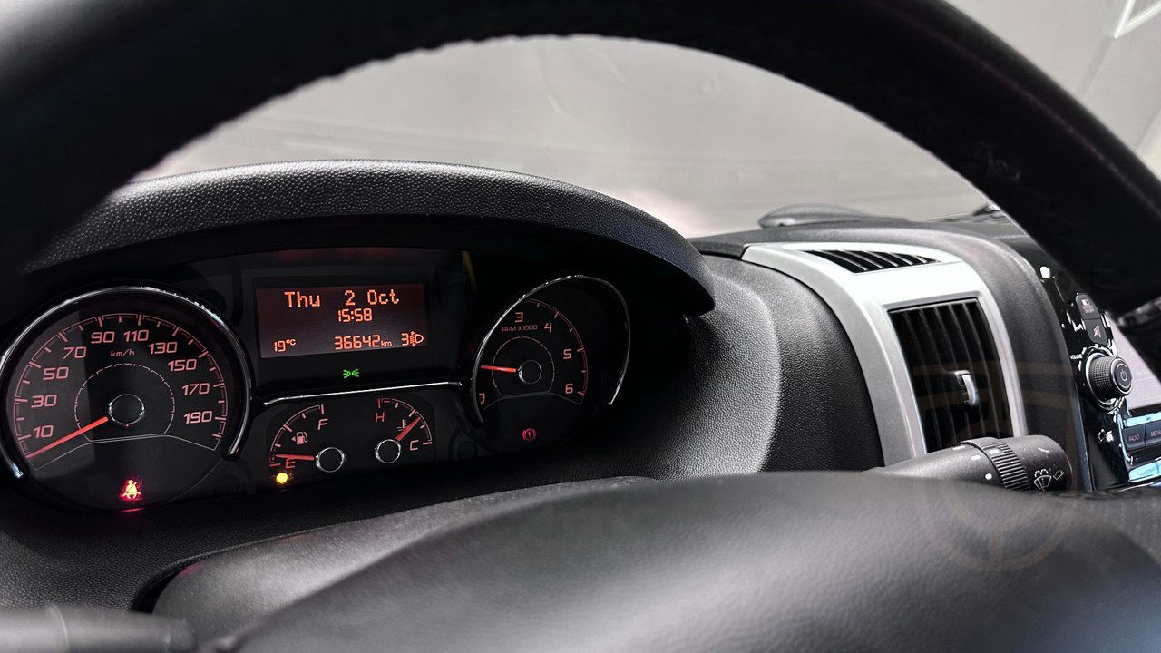 Peugeot Boxer Chassi Cab 335 2.2